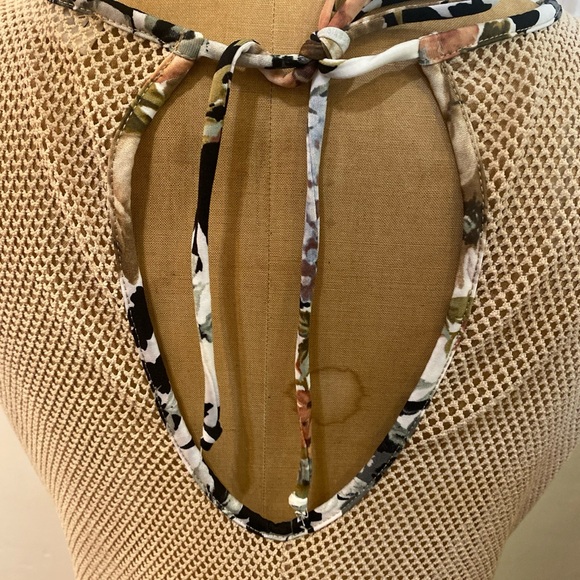 Crowned free swimsuit, cover-up size small - Picture 10 of 12